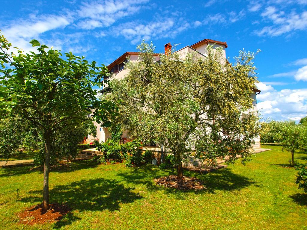 Apartments Milio 1105 Фажана Экстерьер фото